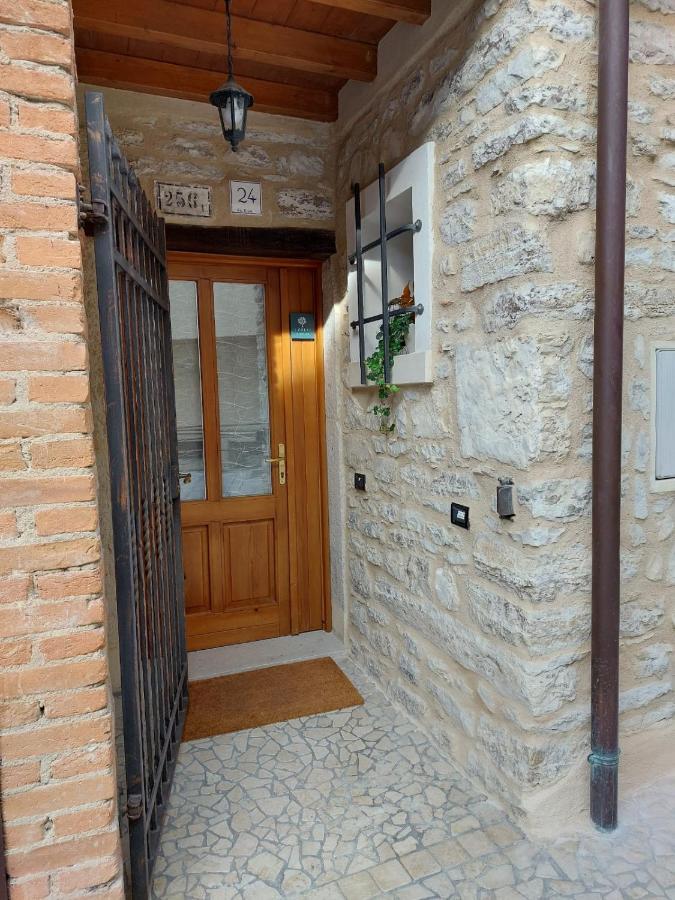 I Gelsi - Holiday Home Lago  Buitenkant foto